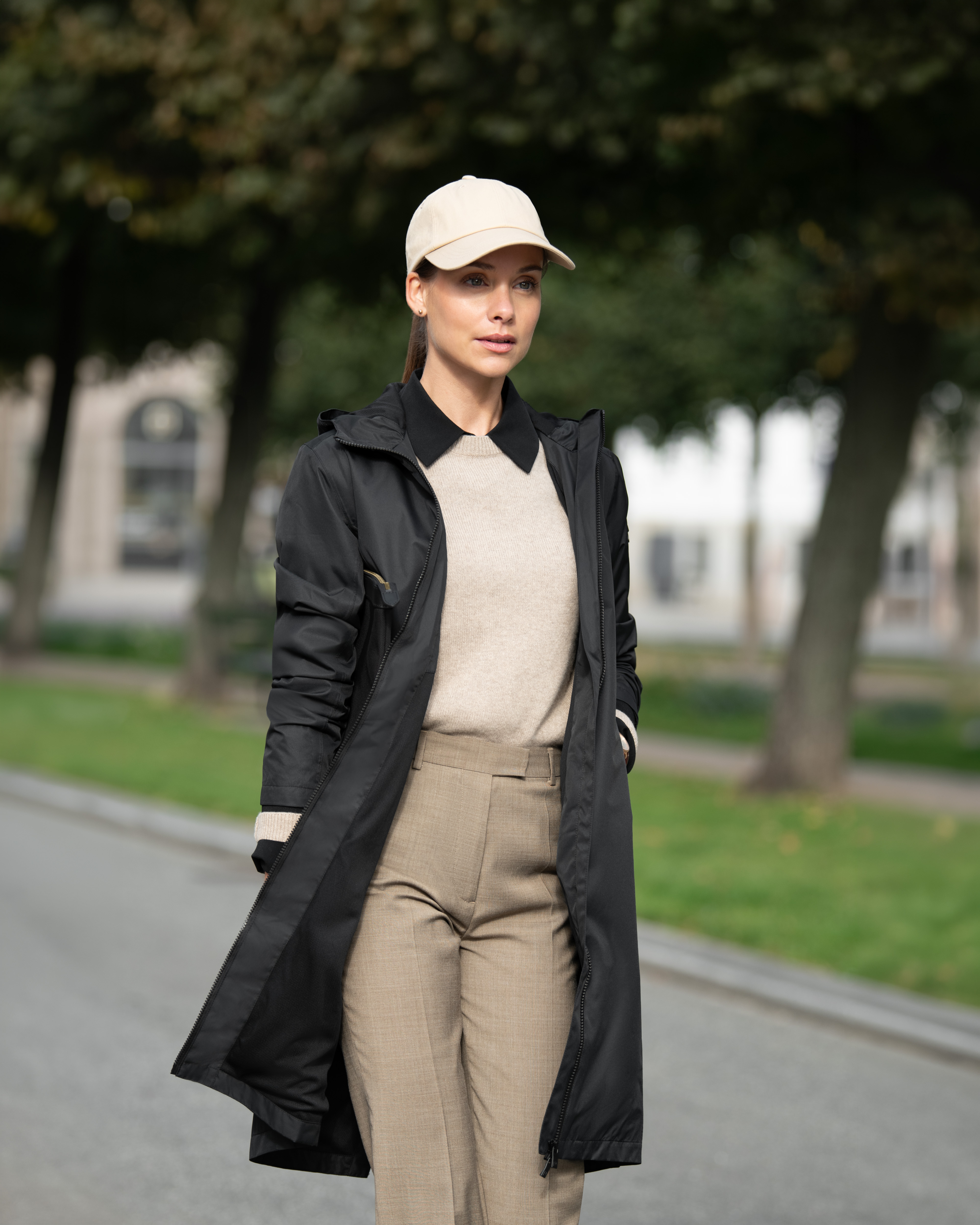 NIMBUS Redmond Damen – Black (Am Modell)